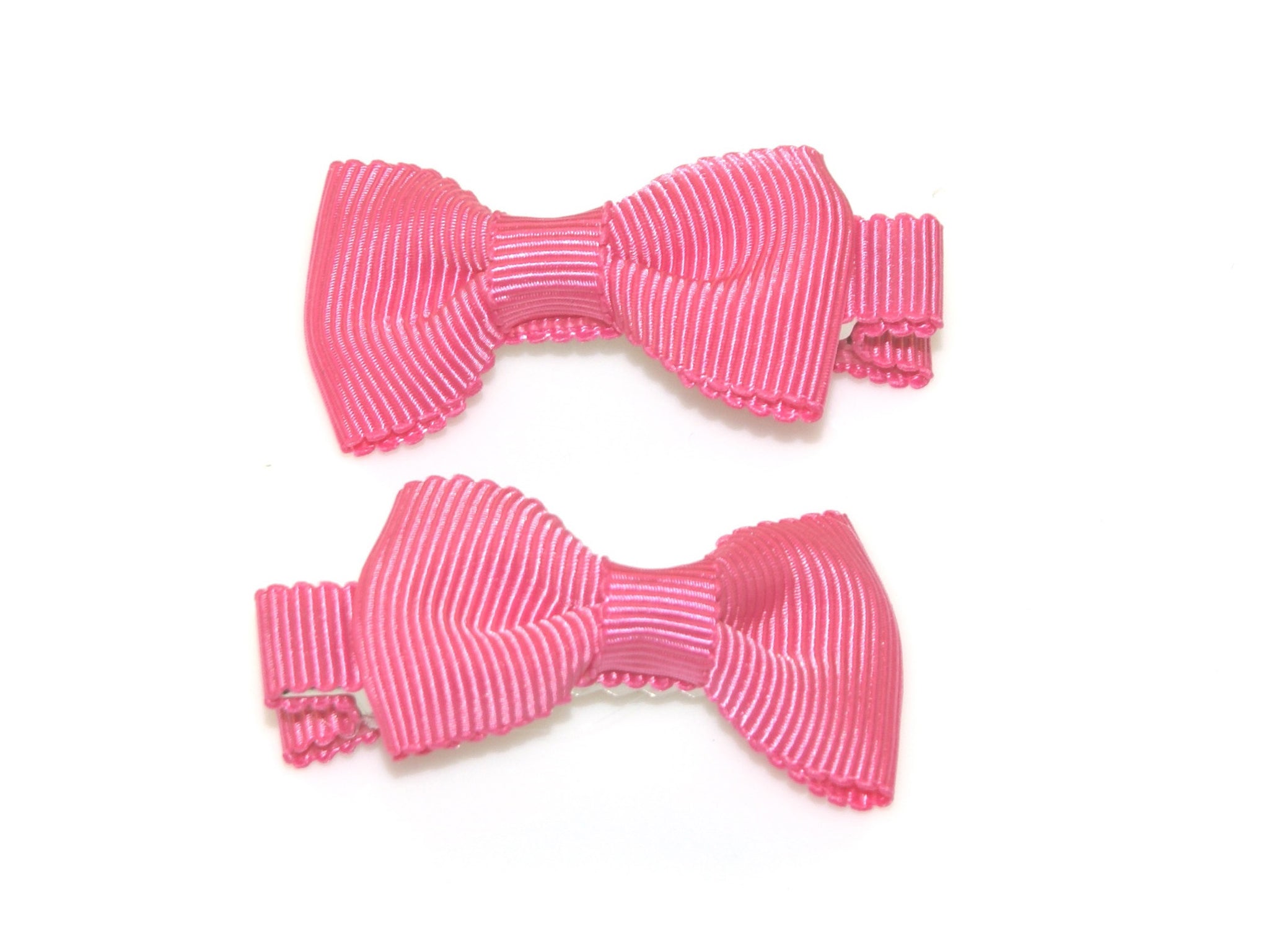 Scalloped Edge Grosgrain Bow Clips - Pink