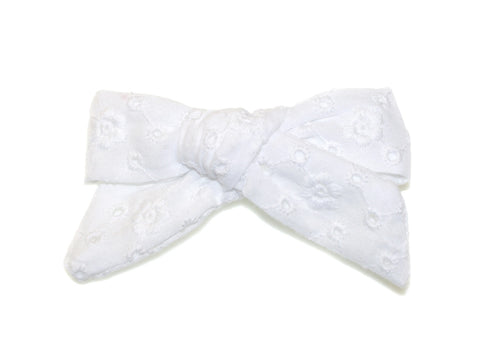 Broderie Anglaise Soft Bow Clip - White